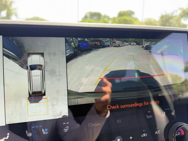 2025 Lexus GX Overtrail - Photo 17