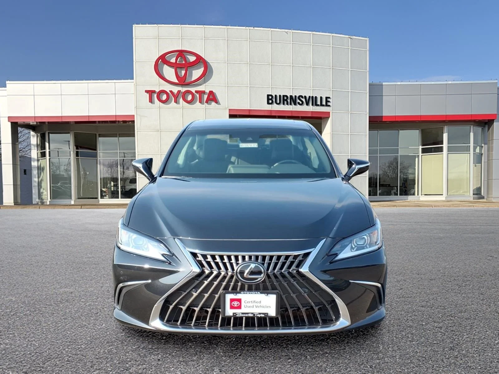 Used 2023 Black Lexus 250 image 9