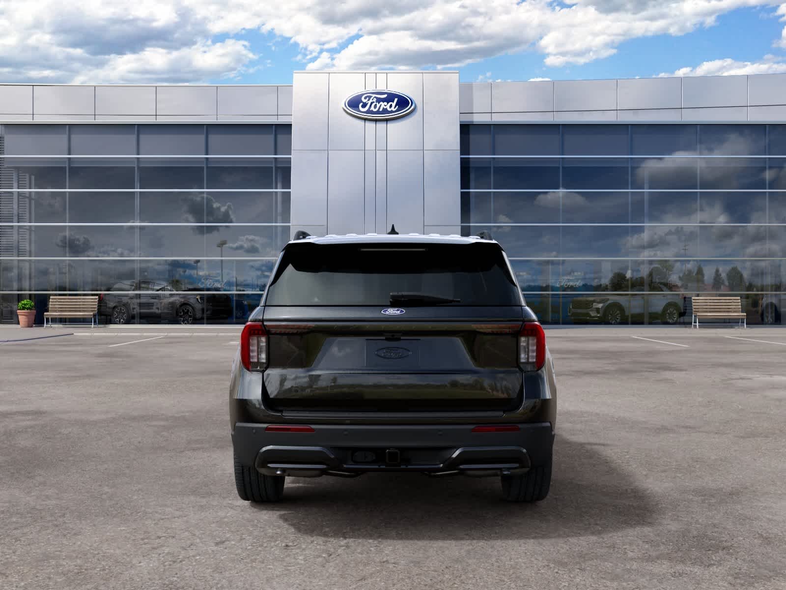New 2027 Agate Black Metallic Ford ST-Line image 7