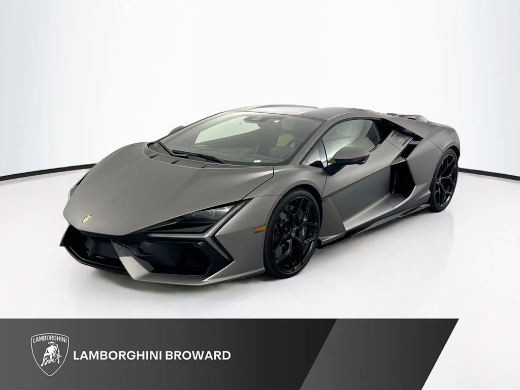 2026 Lamborghini Revuelto's photo
