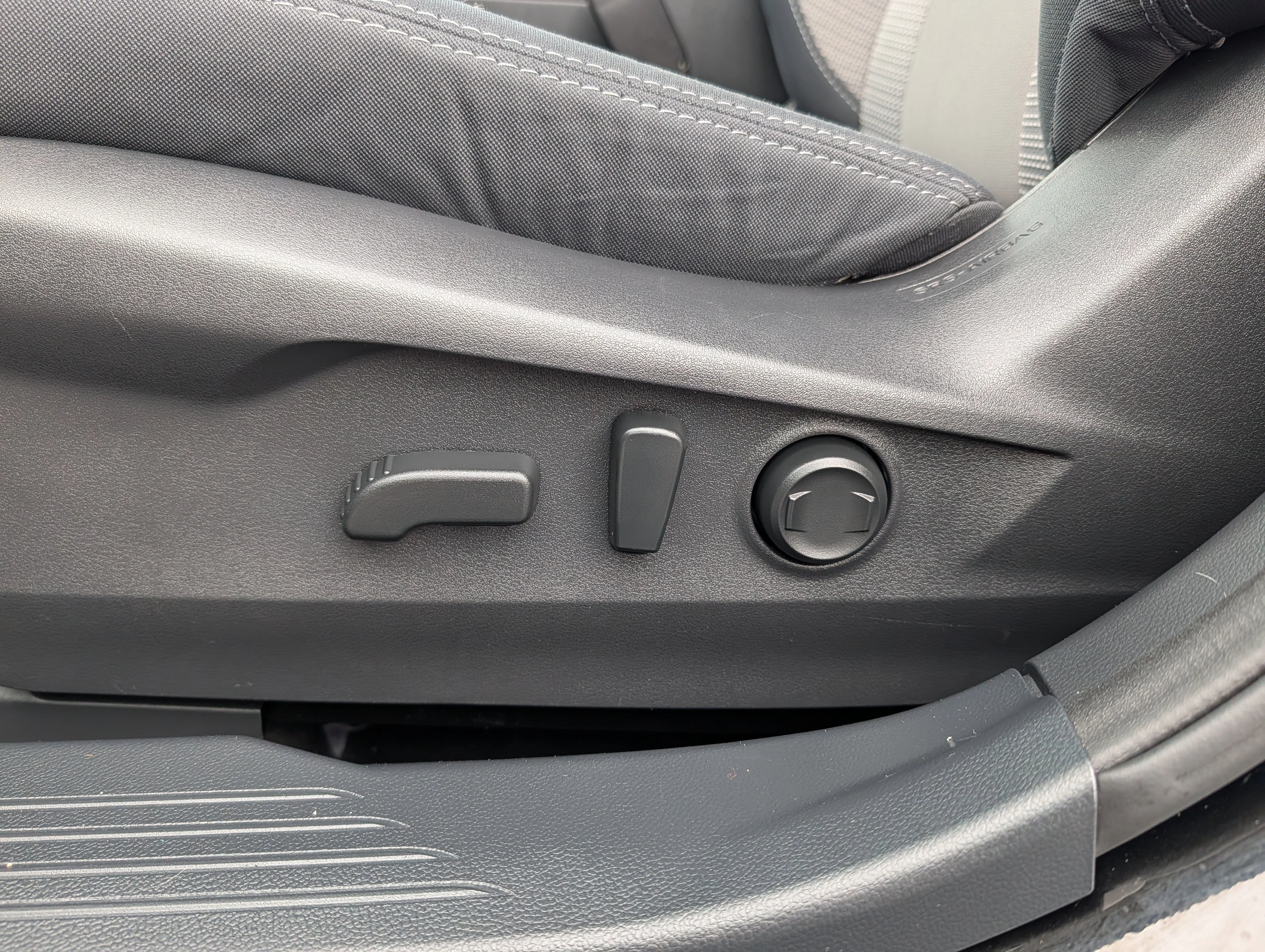 Used 2022 Crystal Black Silica Subaru Premium image 19