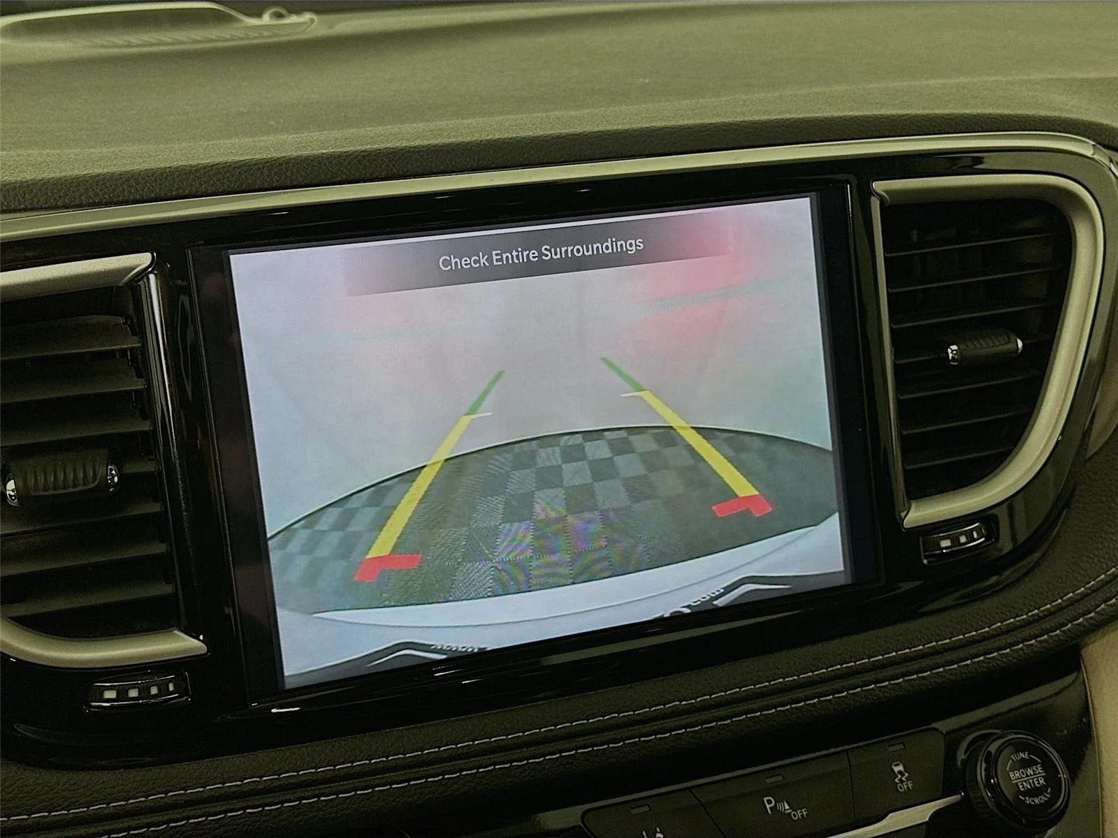 2024 Chrysler Pacifica PHEV Select - Photo 16