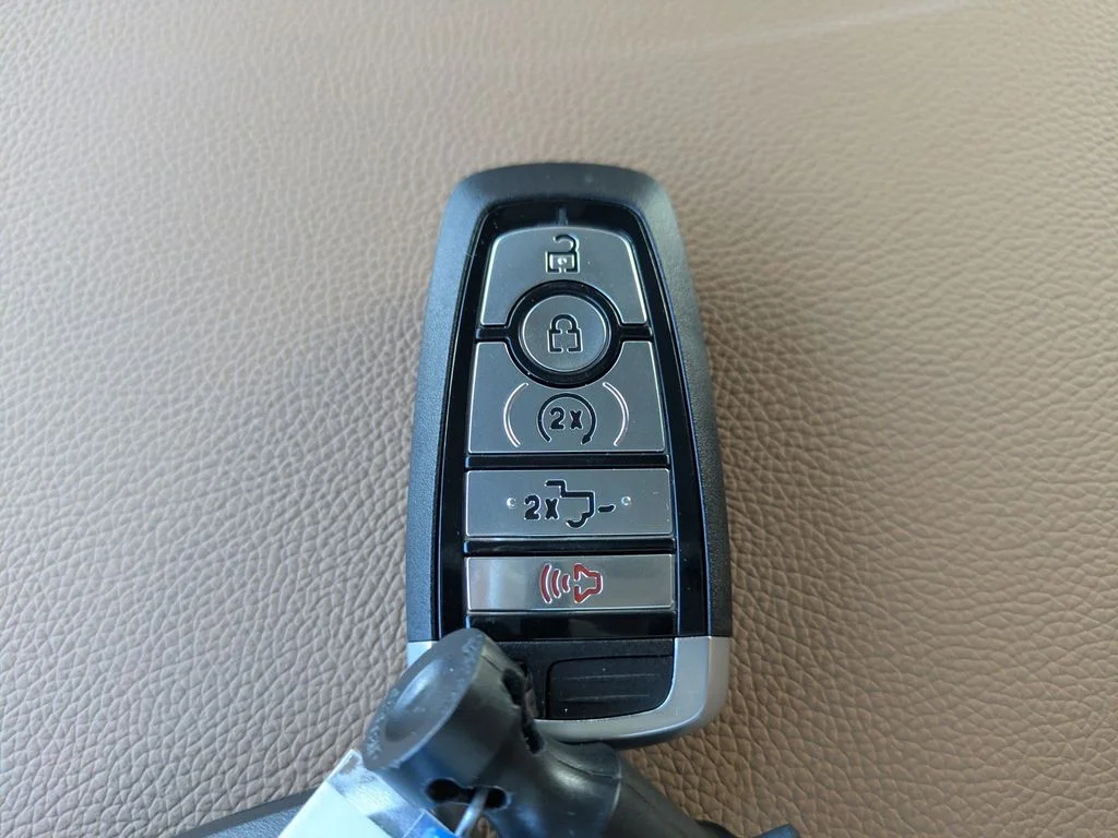 New 2026 Avalanche Ford Lariat image 33