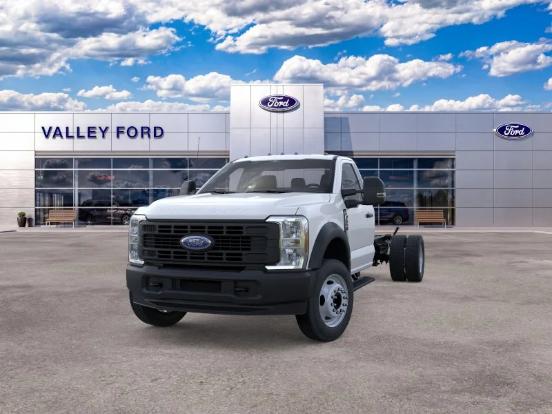 New 2026 Oxford White Ford F-550® XL image 3