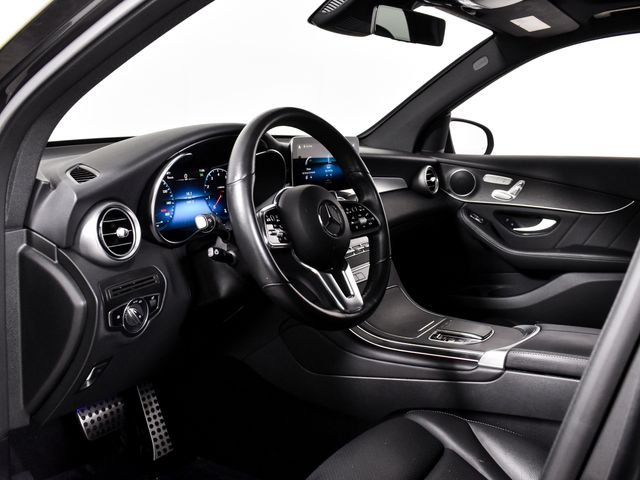 Certified Used 2022  Mercedes-Benz GLC 300 image 21