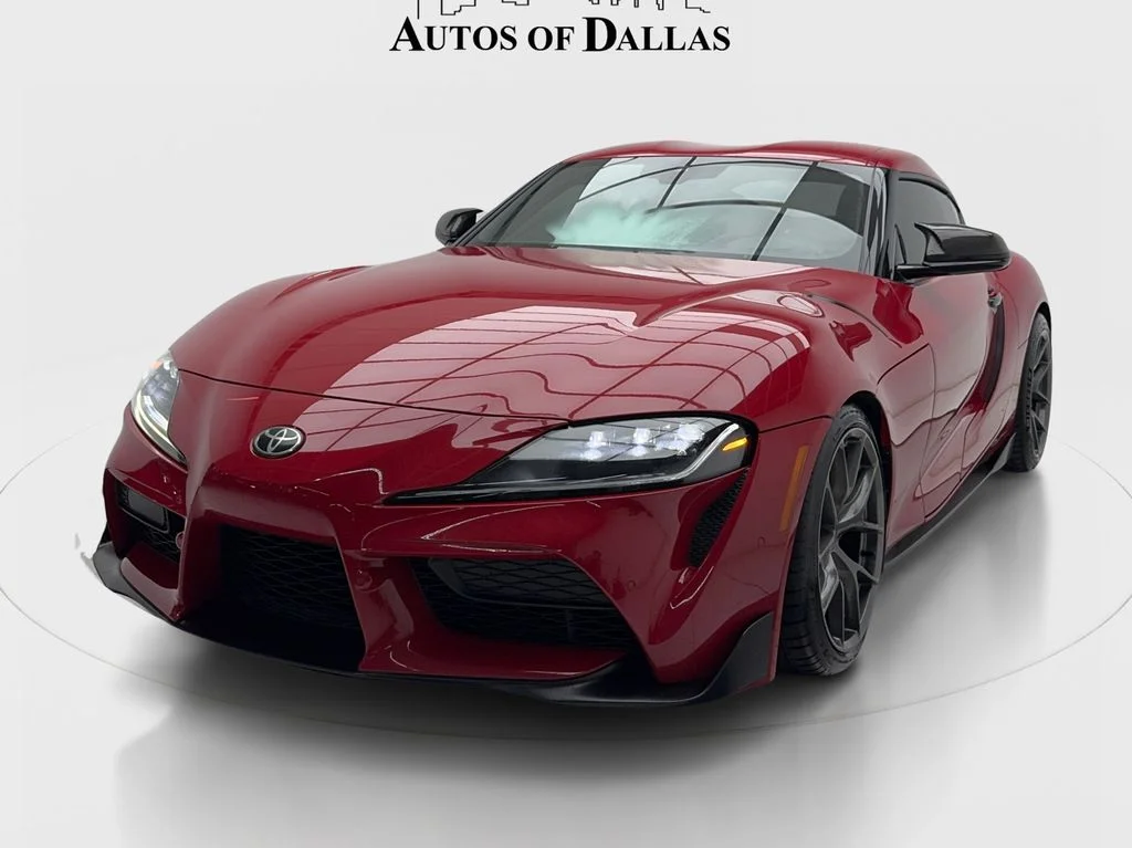 Used 2022 Red Toyota 3.0 image 4