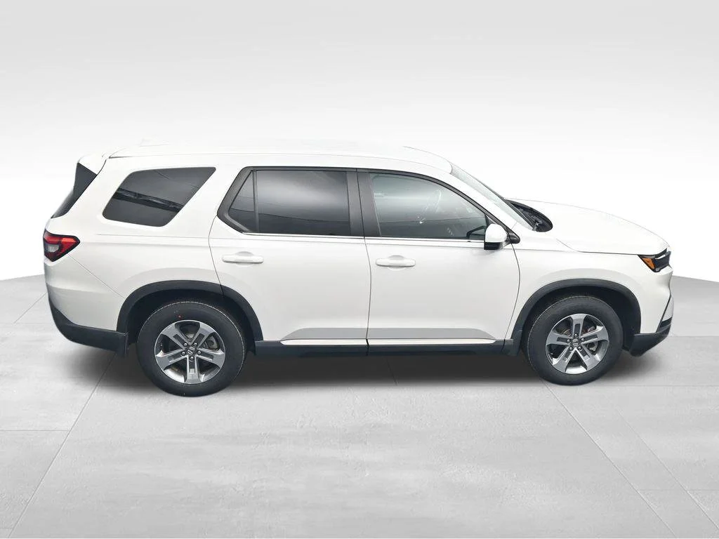 Used 2024 Platinum White Pearl Honda EX-L image 36