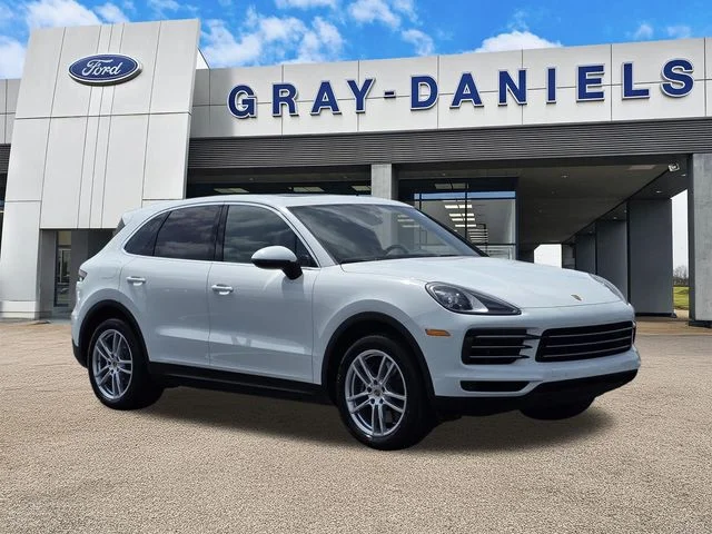 2021 Porsche Cayenne -'s photo