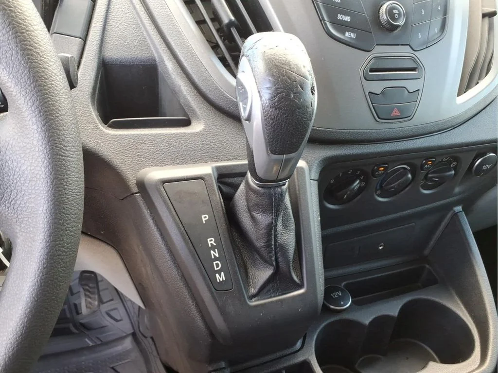 Used 2015 White Ford XL image 21