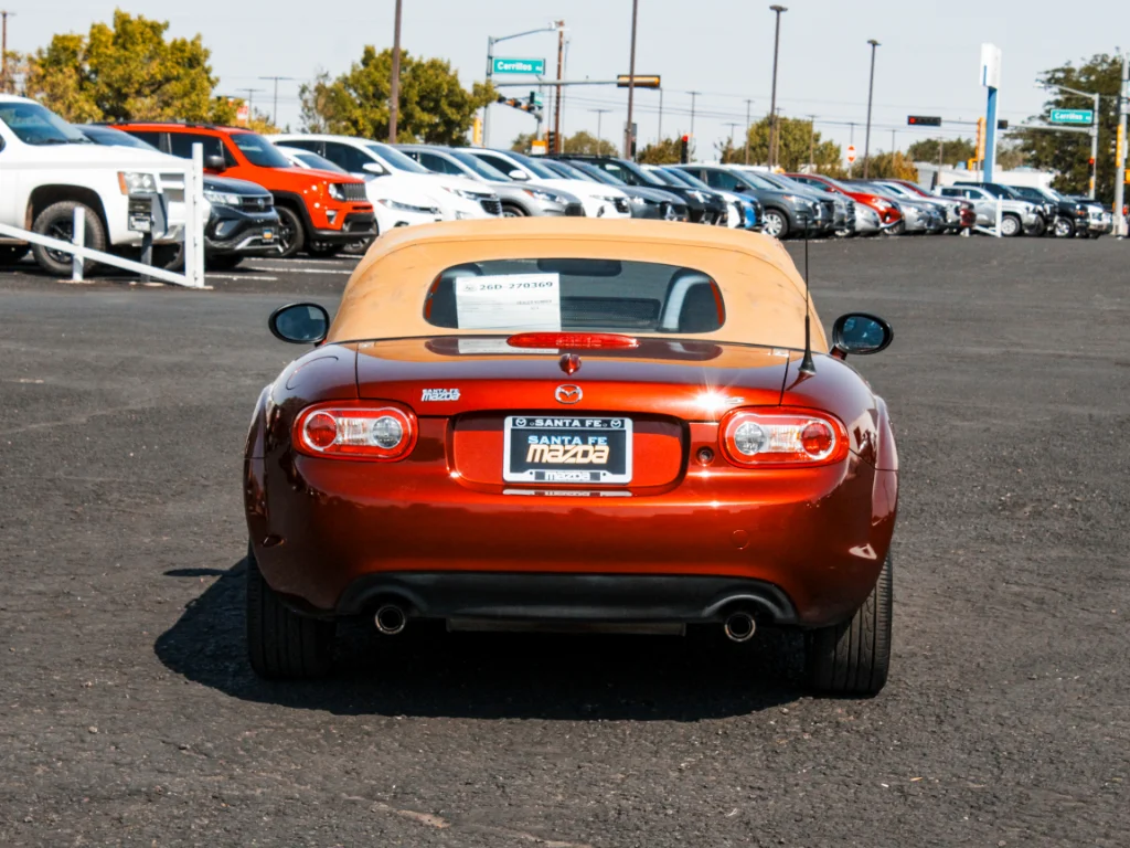 Used 2010 RED Mazda  image 6