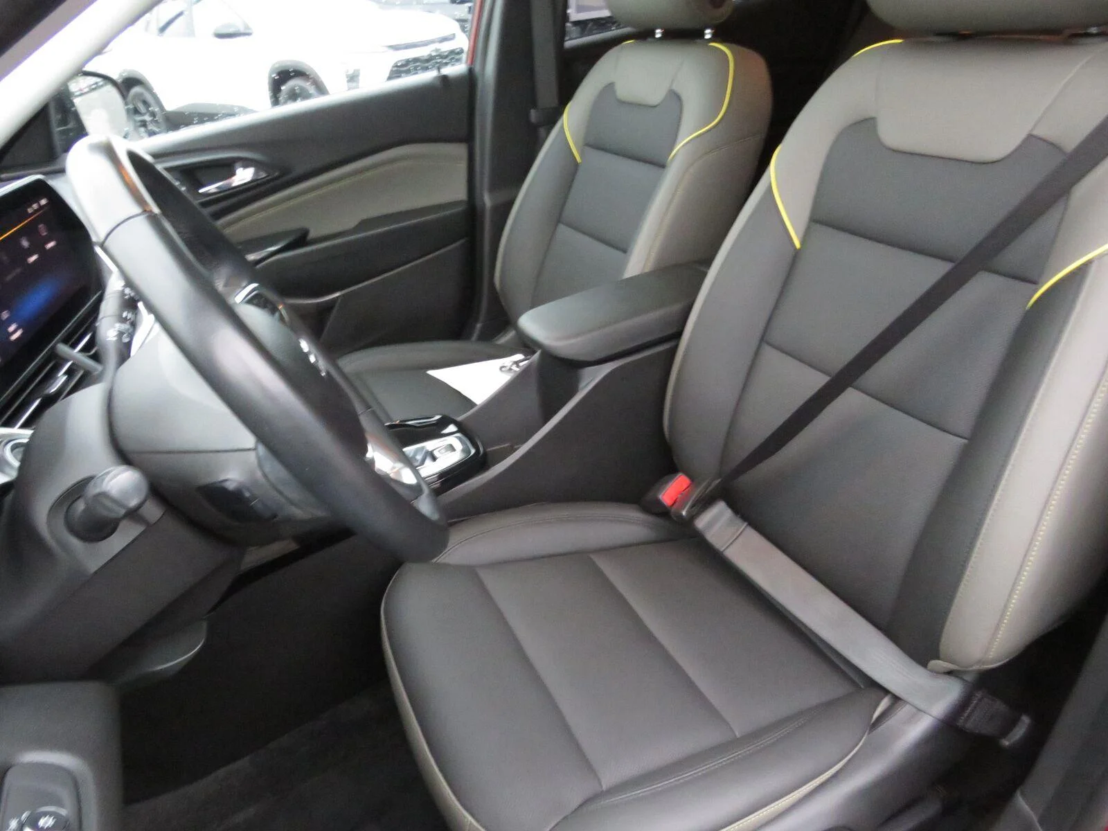Used 2024 Crimson Metallic Chevrolet ACTIV image 23
