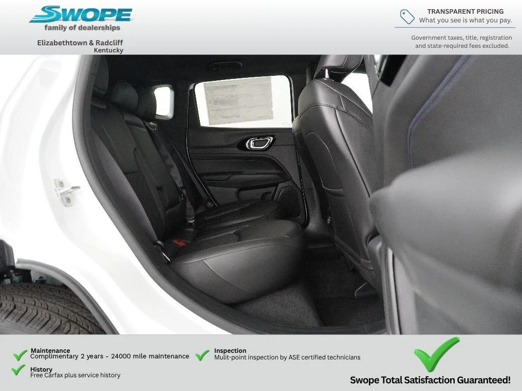 New 2026 Bright White Clear-Coat Exterior Paint Jeep Latitude Altitude image 9