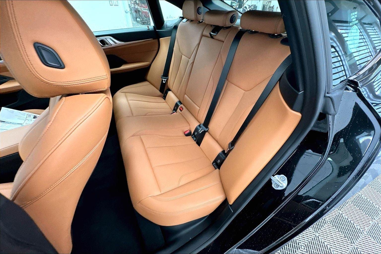 New 2026 Black Sapphire Metallic BMW 430i xDrive image 29