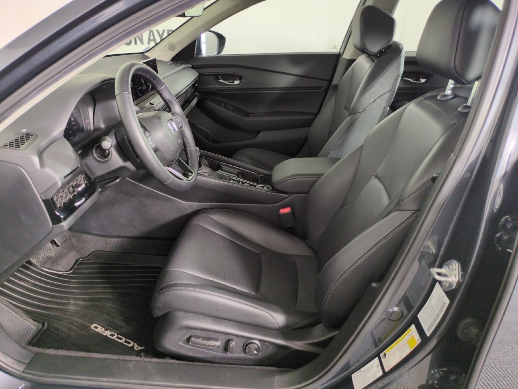 2026 Honda Accord Hybrid EX-L - Photo 14