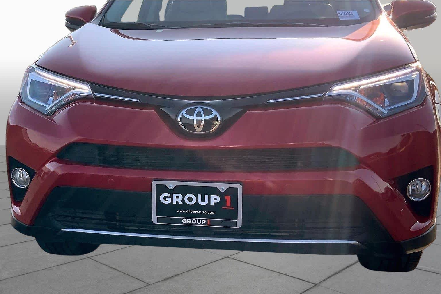 Used 2017 Barcelona Red Metallic Toyota Limited image 29