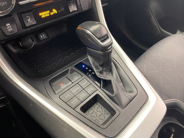 2019 Toyota RAV4 XLE - Photo 13