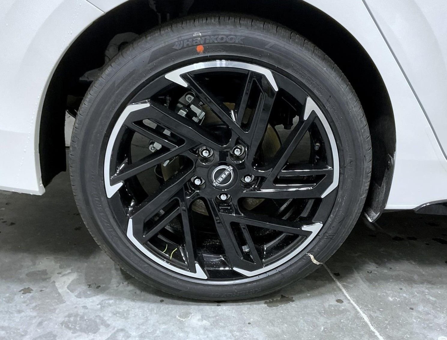 New 2026 White Nissan SR image 22