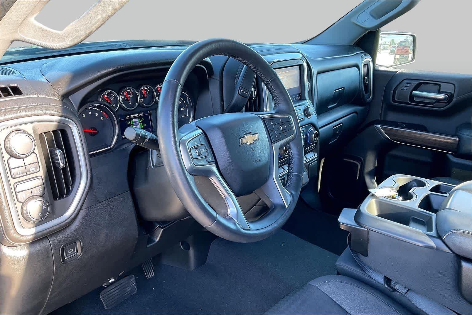 Used 2022 Satin Steel Metallic Chevrolet LT image 17