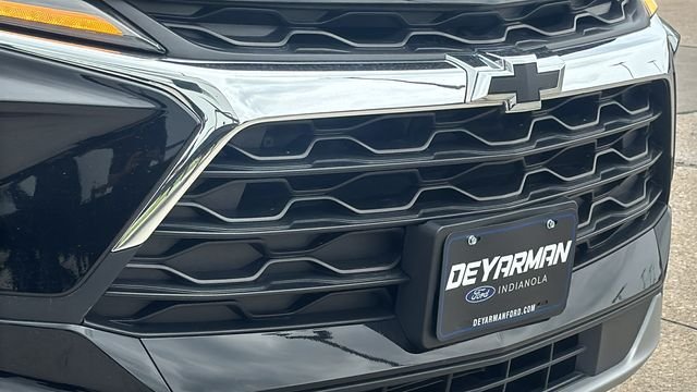 Used 2024 Black Chevrolet LT image 3