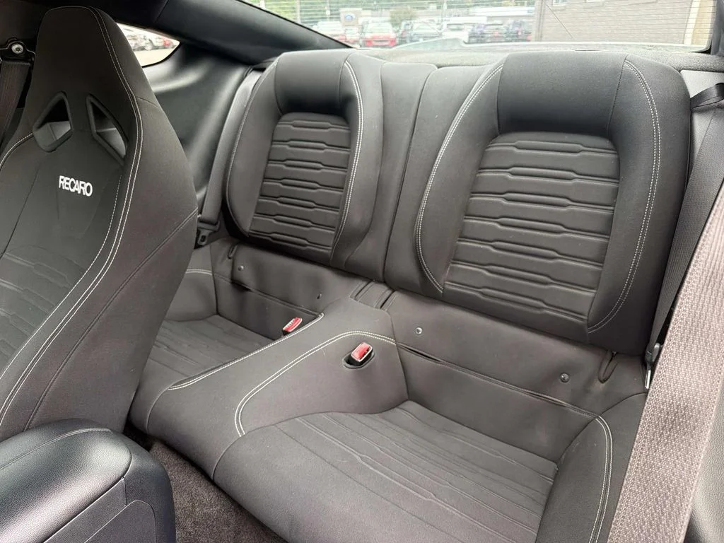 Used 2015 Black Ford GT image 15