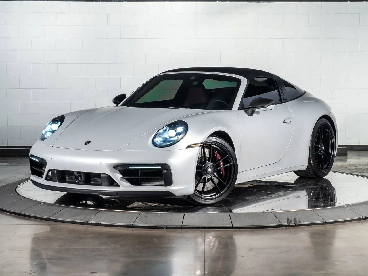Used 2024 Silver Porsche Targa 4 GTS image 11