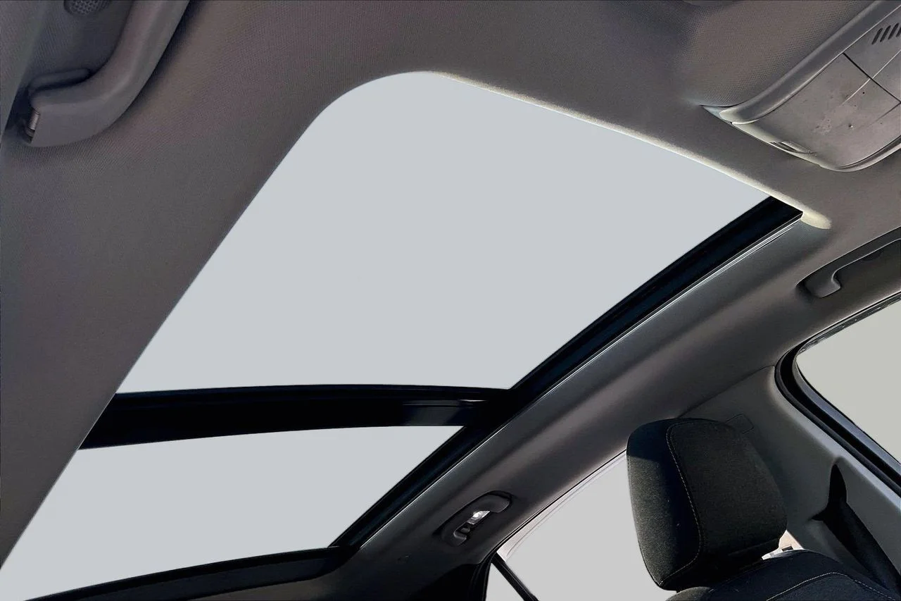 Used 2018 Blue Chevrolet LT image 15