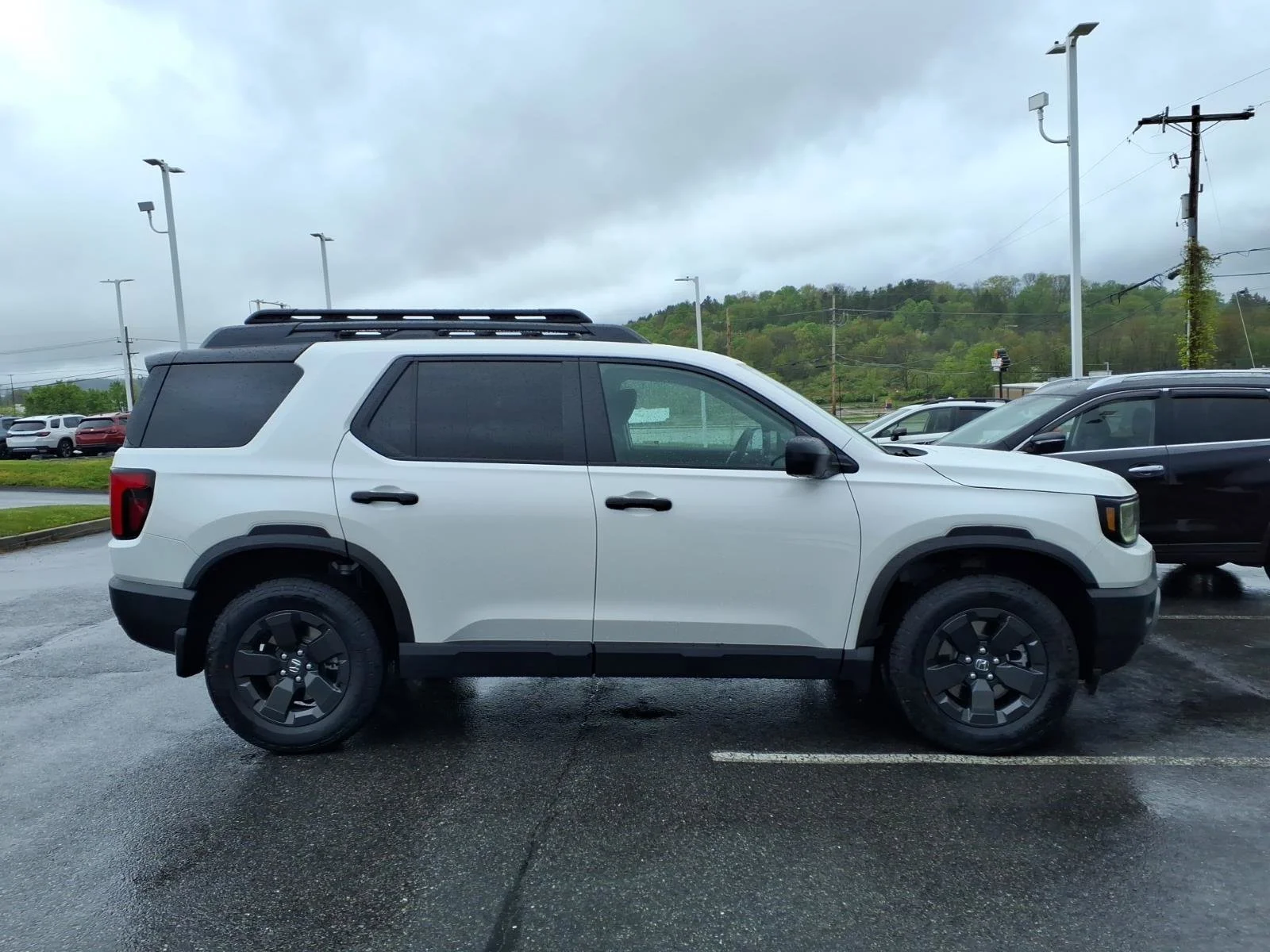 New 2026 Platinum White Pearl Honda RTL image 2