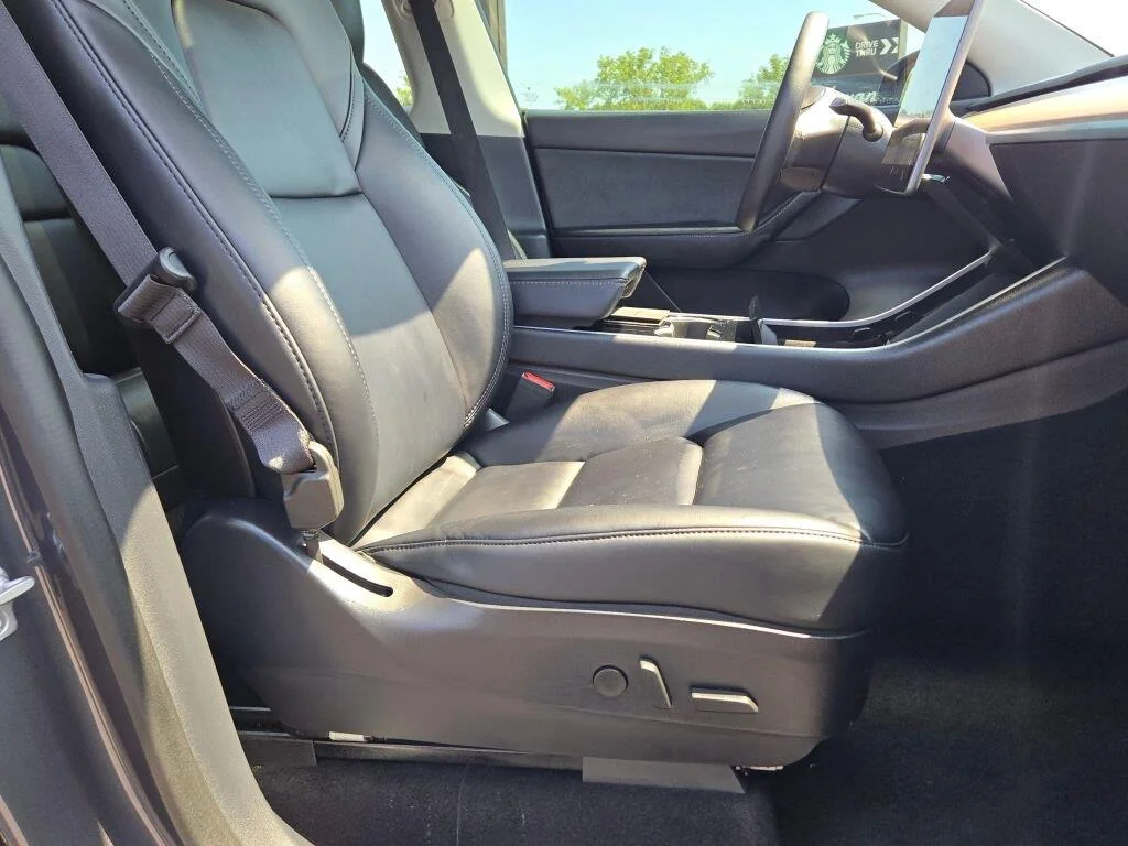 Used 2020 Gray Tesla Performance image 4