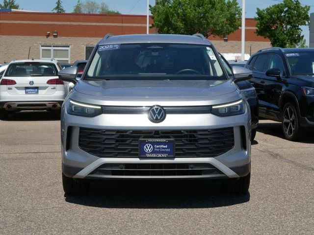 Certified 2025 Volkswagen Tiguan SE with VIN 3VVER7RM3SM013076 for sale in Inver Grove Heights, Minnesota
