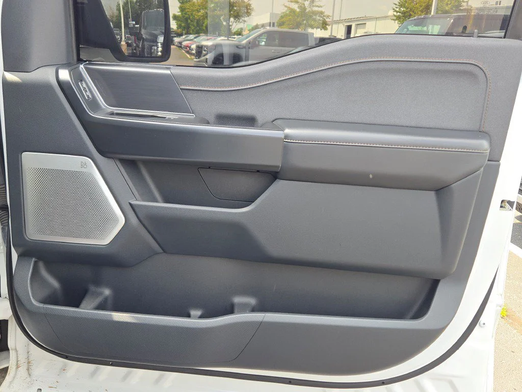 Used 2022 White Ford Raptor image 10