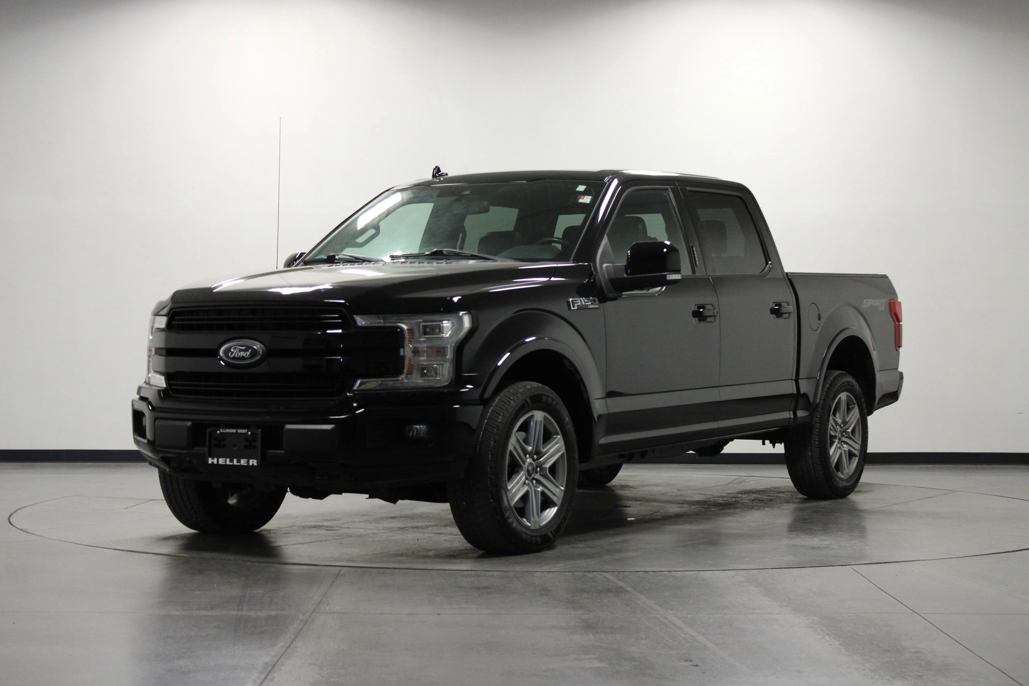Used 2018 Shadow Black Ford LARIAT image 8