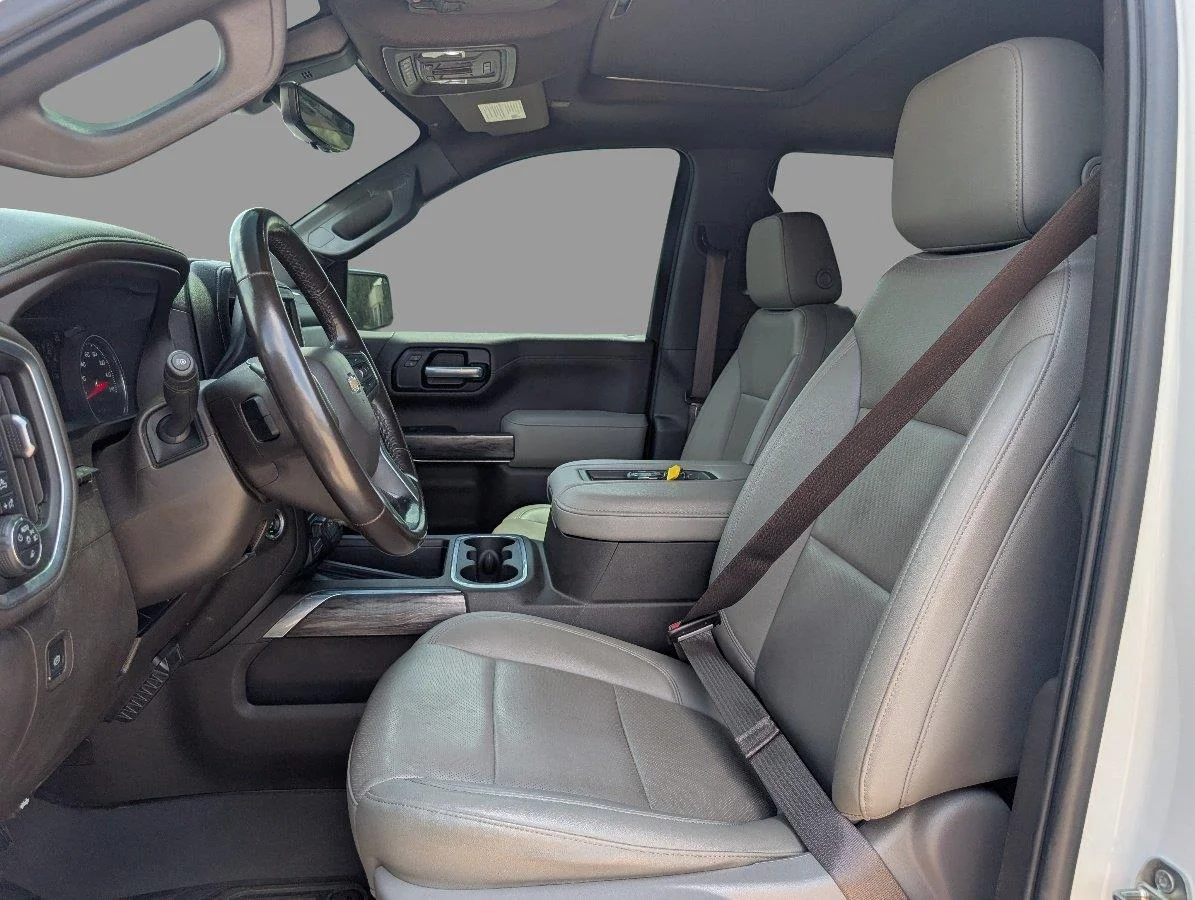 Used 2021 SUMMIT WHITE Chevrolet LTZ image 18