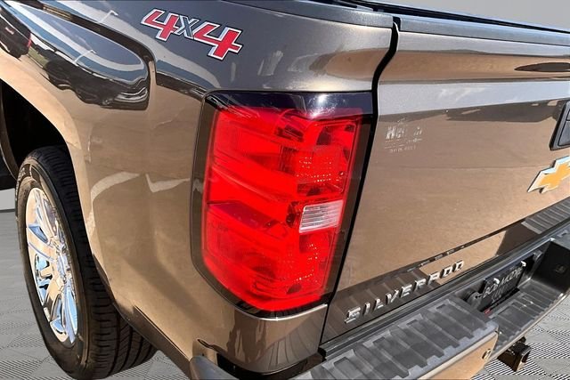 Used 2014 Brown Chevrolet High Country image 33