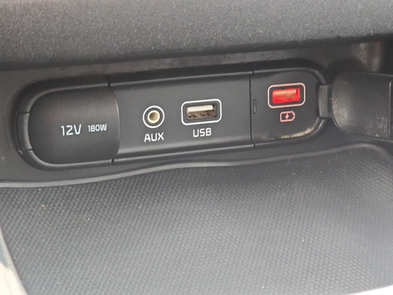 Used 2021 Orange Kia GT-Line image 39