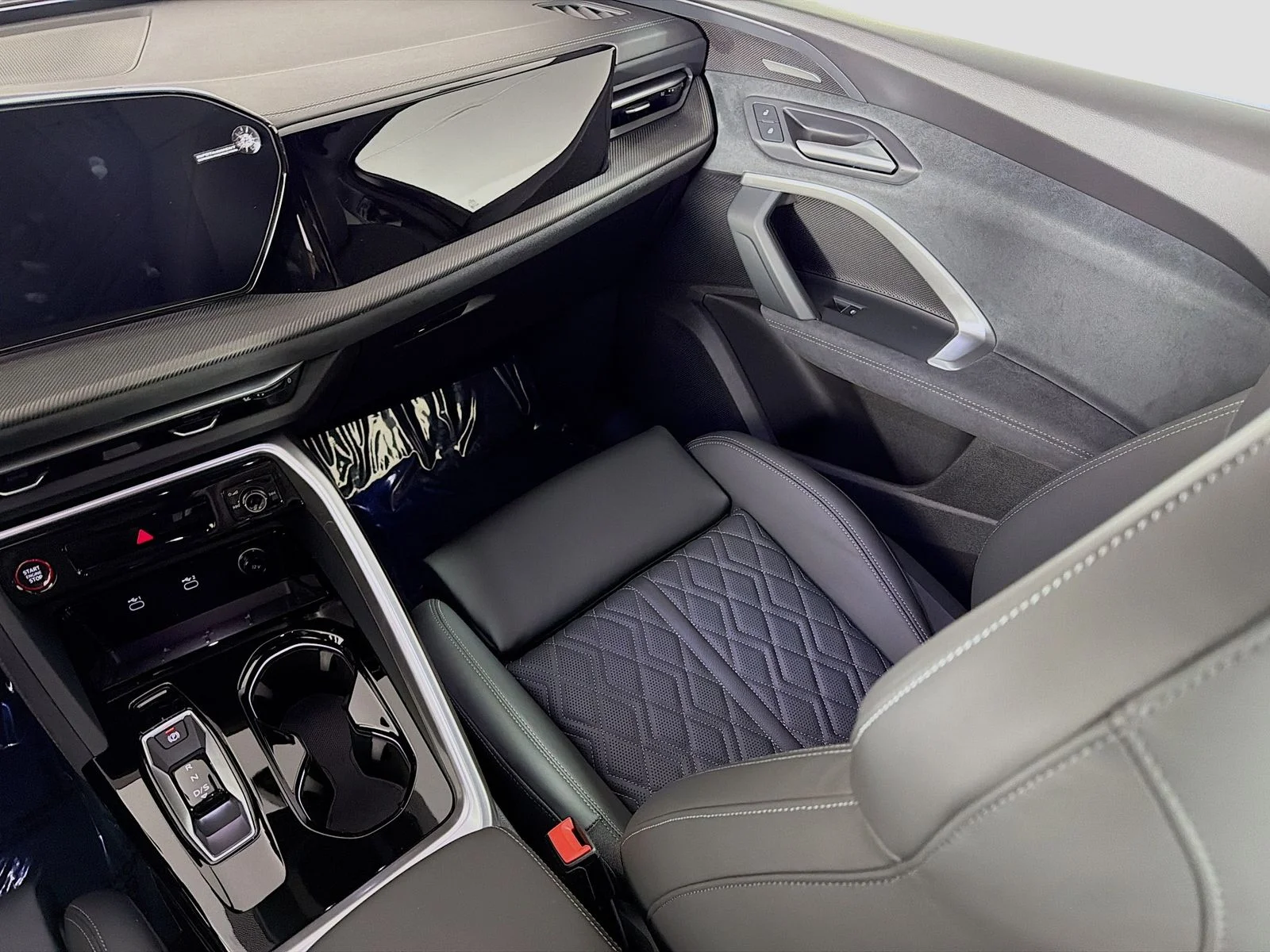 New 2026 Black Audi Premium Plus image 25