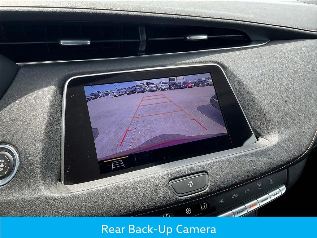Used 2019 Red Cadillac Sport image 13