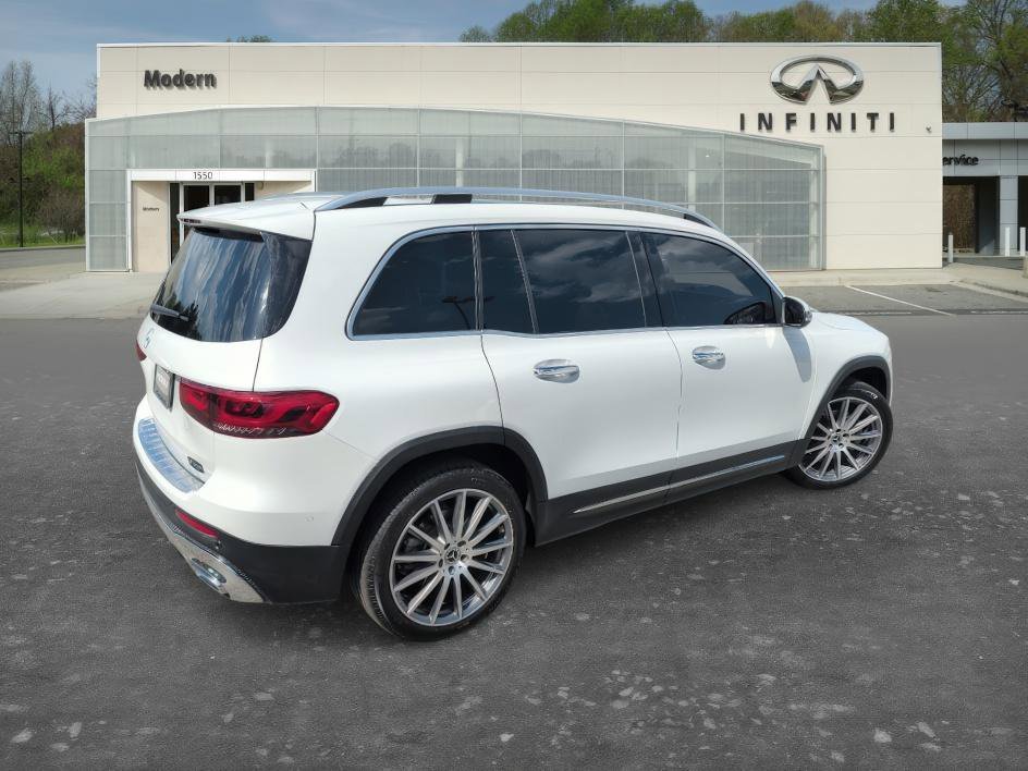 Used 2022 Digital White Metallic Mercedes-Benz GLB 250 image 4