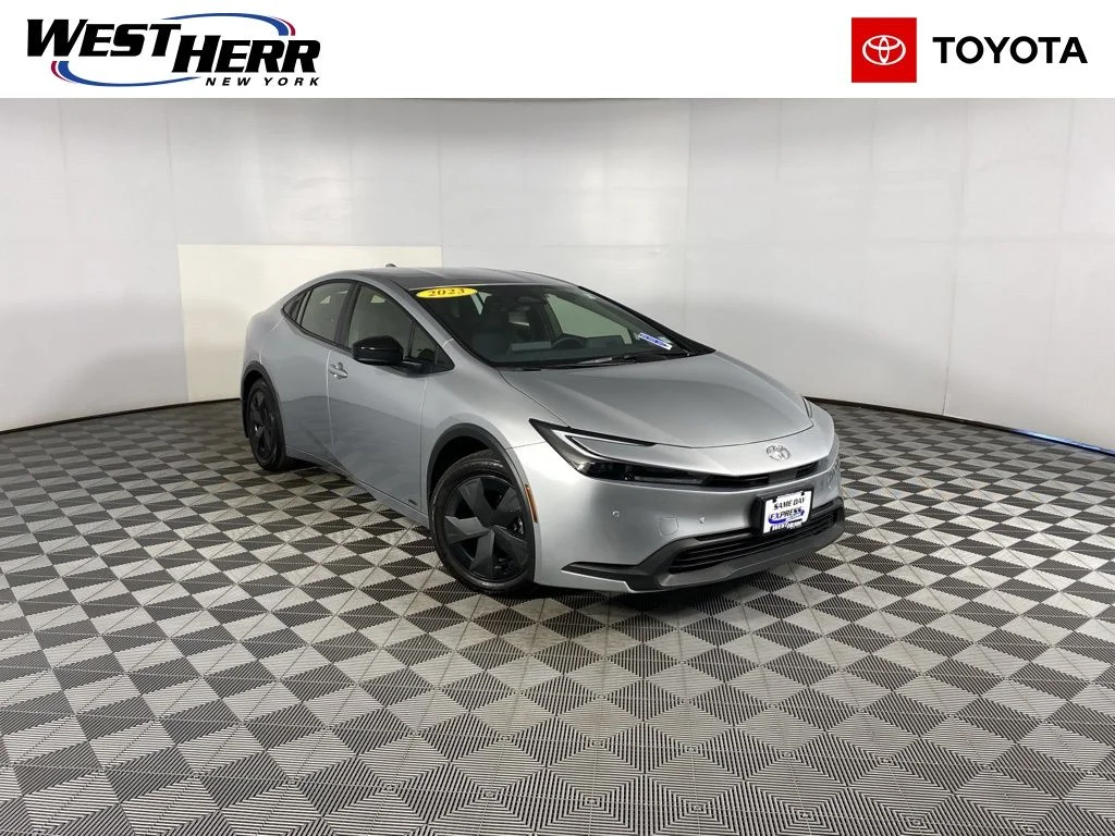 2023 Toyota Prius LE