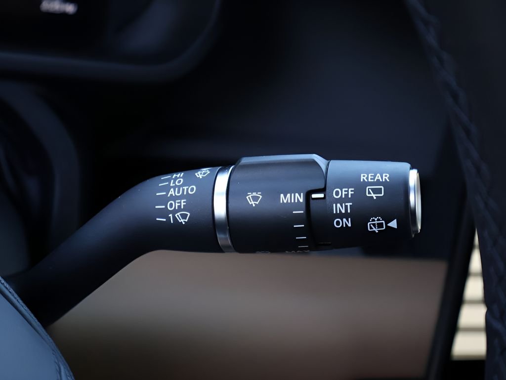New 2026 Carpathian Grey Land Rover V8 image 32