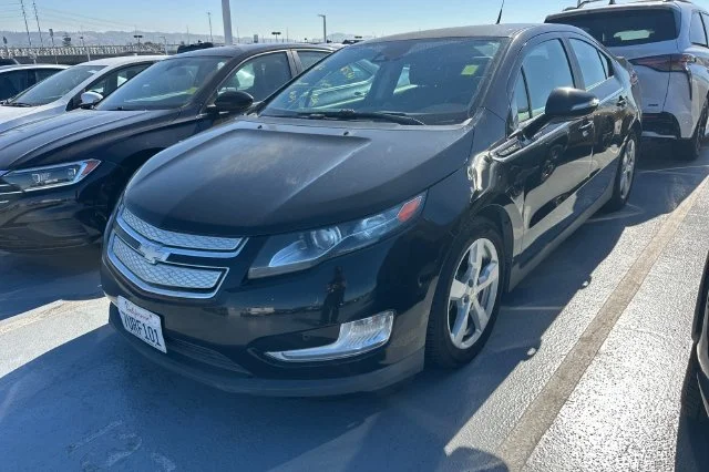 Used 2013 Black Chevrolet Base image 1