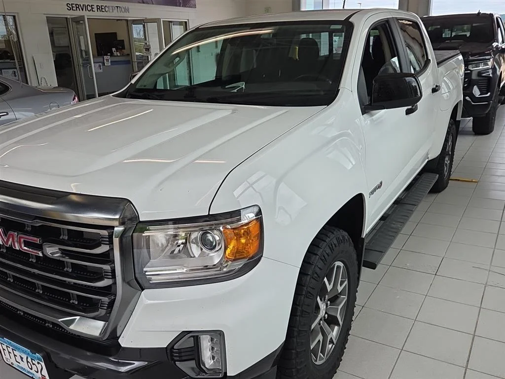 Used 2021 GMC Canyon AT4 with VIN 1GTG6FEN7M1128353 for sale in Winona, Minnesota