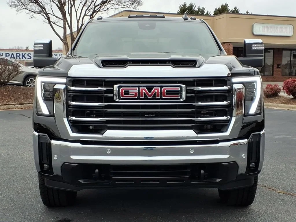 2025 GMC Sierra 2500HD SLT - Photo 31