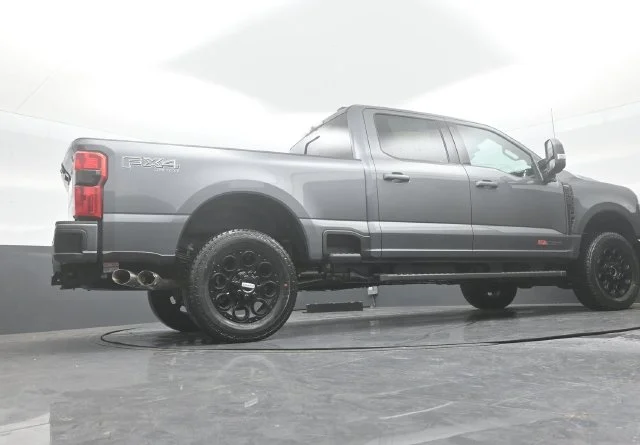 New 2027 Carbonized Gray Metallic Ford F-250® Lariat® image 26