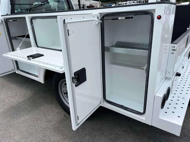 New 2026 Oxford White Ford F-250® XL image 14