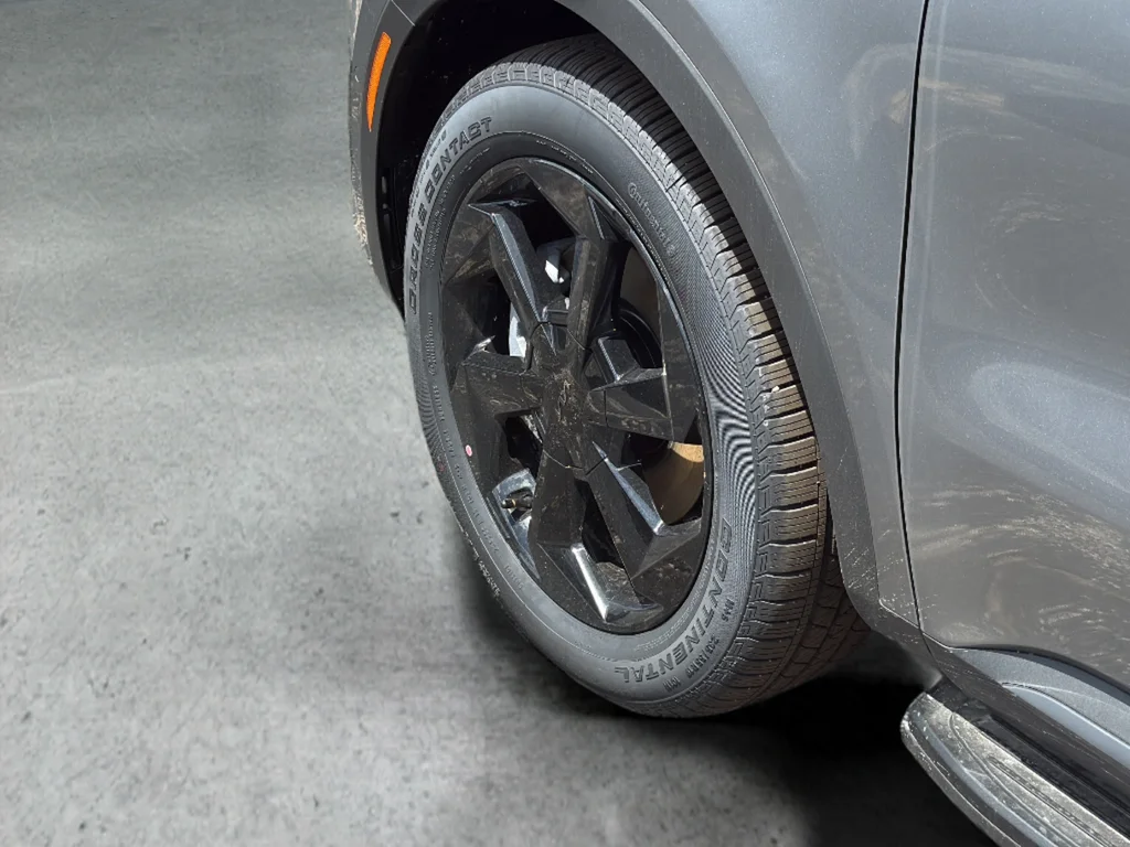 New 2026 Steel Gray Kia X-Line SX Prestige image 29