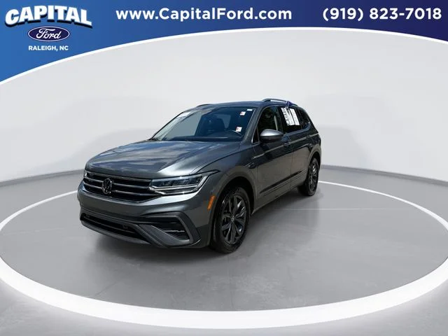 Used 2024 Gray Volkswagen 2.0T SE image 4