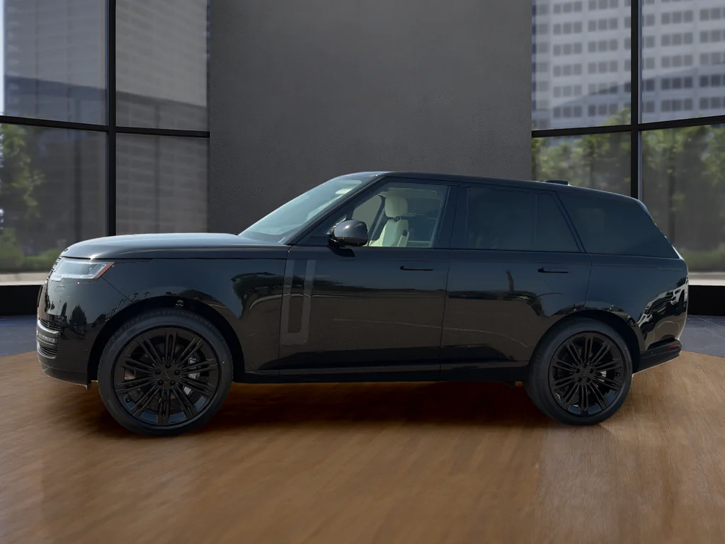 New 2026 Black Land Rover SE image 5