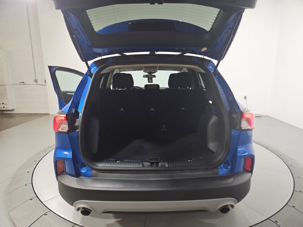 Used 2020 Blue Metallic Ford SE image 23