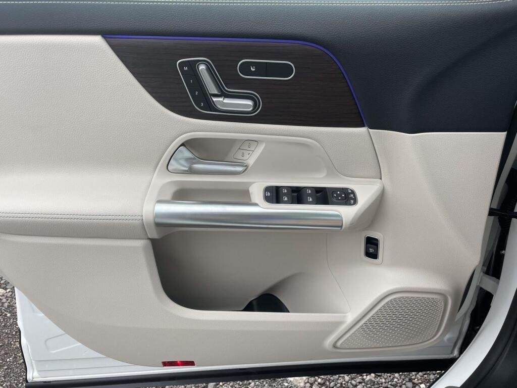 New 2026 Polar White Mercedes-Benz GLA 250 image 28