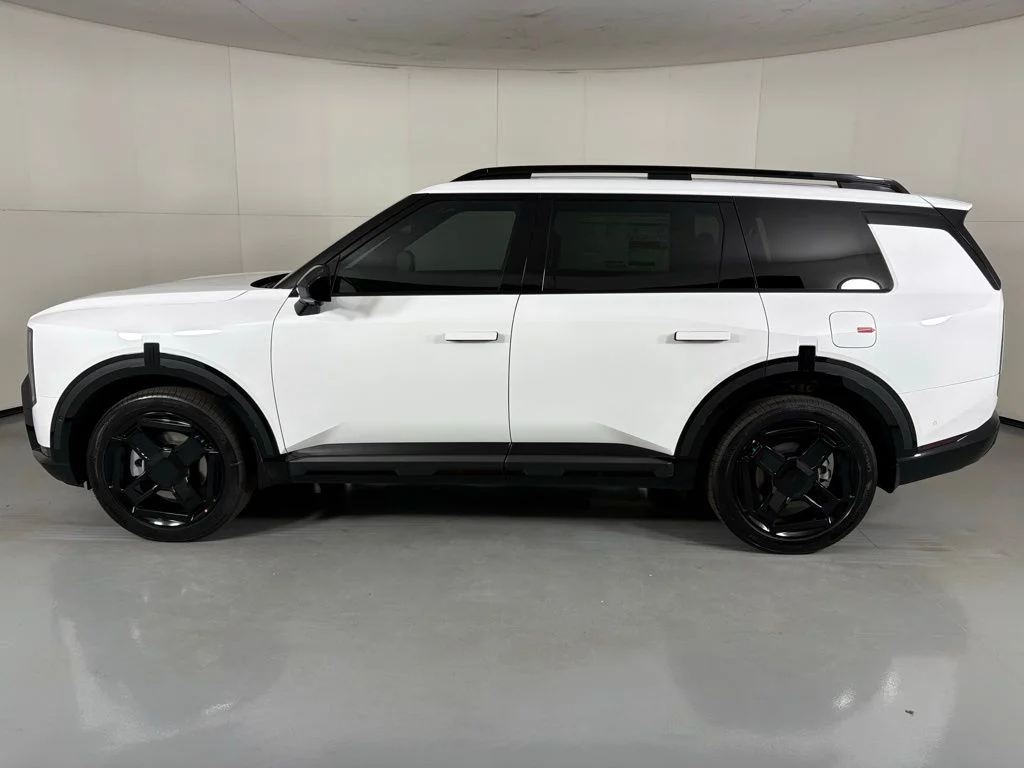 New 2027 Glacial White Pearl Kia X-Line SX Prestige image 5